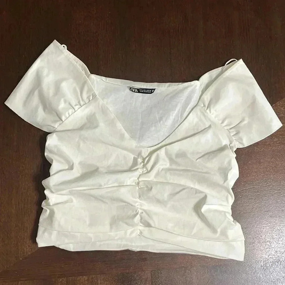 Zara white Ruched front crop top - Picture 2 of 9